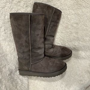Tall ugg boots